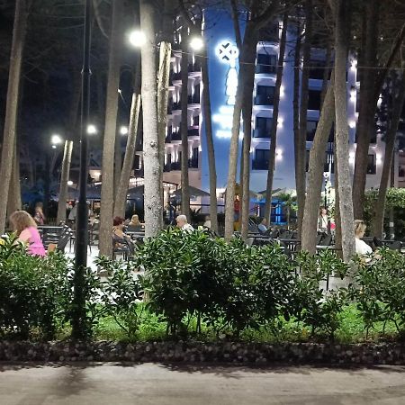 Aldom Apartments ดูร์เรส ภายนอก รูปภาพ