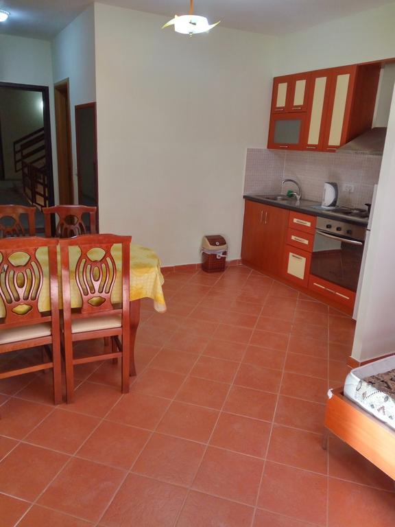 Aldom Apartments ดูร์เรส ภายนอก รูปภาพ