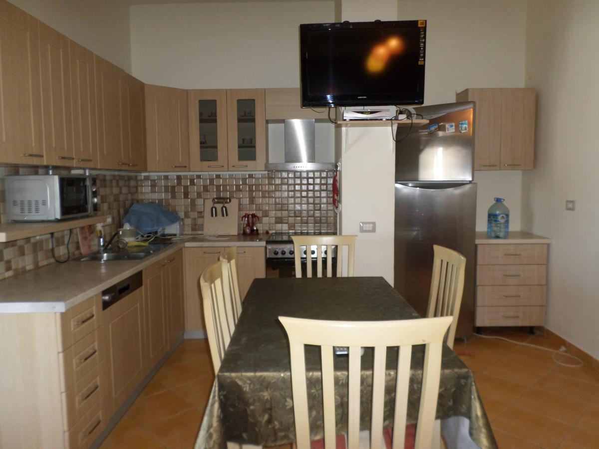 Aldom Apartments ดูร์เรส ภายนอก รูปภาพ